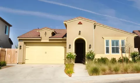 3475 El Dorado Ave, Clovis, CA 93619 photo 1