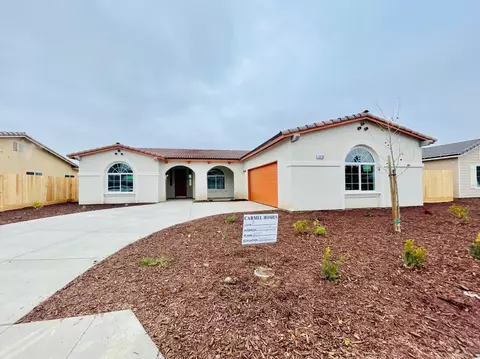1378 Monterey St, Madera, CA 93637 photo 1
