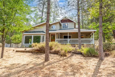 50705 Pineview Ct, Oakhurst, CA 93644 photo 1