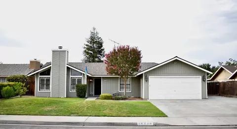 15948 W E St, Kerman, CA 93630 photo 1