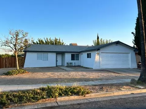 828 Ashlan Way, Madera, CA 93638 photo 1