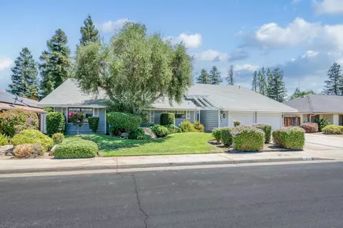 453 Timmy Ave, Clovis, CA 93612 photo 1