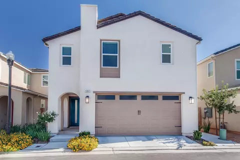 1962 Minarets Ln, Clovis, CA 93611 photo 1