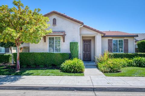 3912 Heritage Ave, Clovis, CA 93619 photo 1