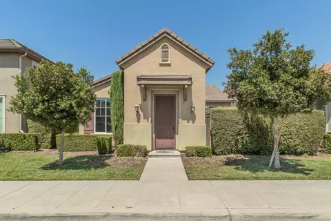 3865 Heritage Ave, Clovis, CA 93619 photo 1