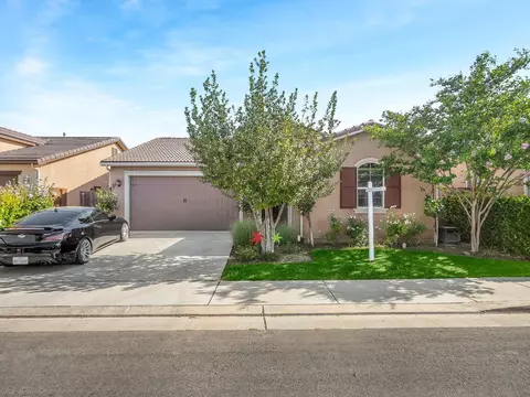 3034 Roberts Ave, Clovis, CA 93619 photo 1