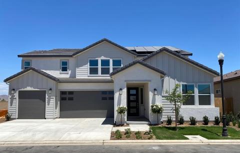 2121 N Rogers Ln, Clovis, CA 93619 photo 1