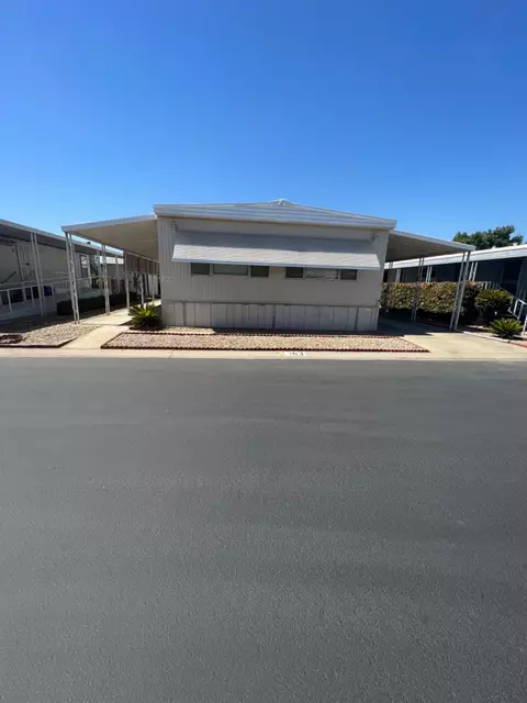 1001 Sylmar Ave #163, Clovis, CA 93612 photo 1