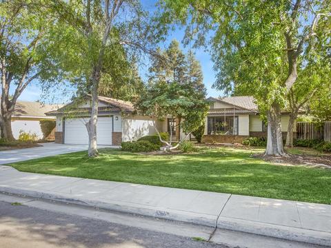 2256 Sample Ave, Clovis, CA 93611 photo 1