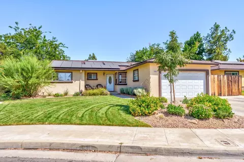 1989 San Jose Ave, Clovis, CA 93611 photo 1