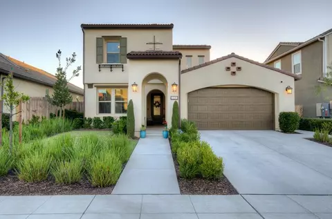 224 Crescent Ln, Madera, CA 93636 photo 1