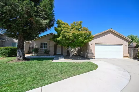 200 Willow Ct, Fowler, CA 93625 photo 1