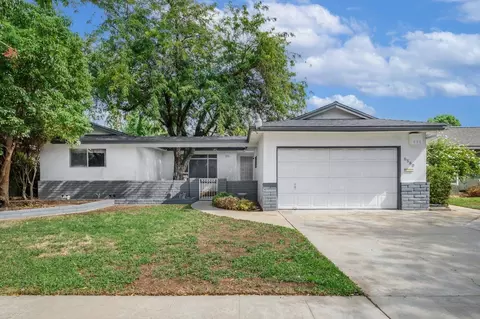 6580 N 7th St, Fresno, CA 93710