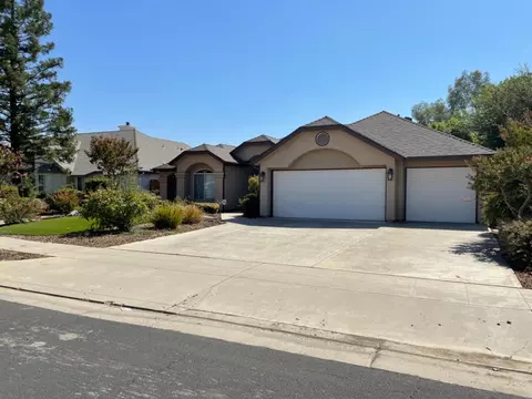 2344 Hampton Way, Clovis, CA 93611