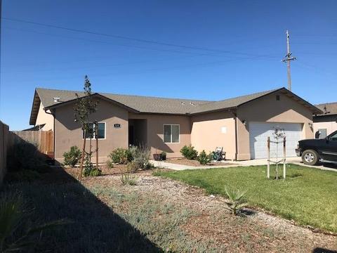 124 N Calaveras St, Firebaugh, CA 93622 photo 1
