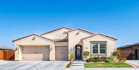 3961 Sussex Ave, Clovis, CA 93619 photo 1
