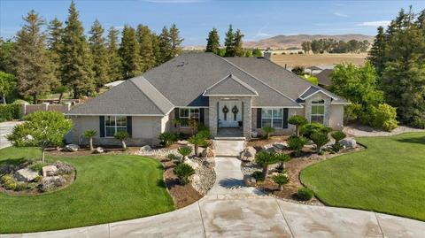 5748 E Province Ave, Clovis, CA 93619 photo 1