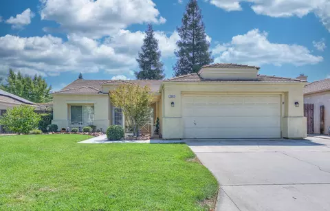 2367 E Fallbrook Ave, Fresno, CA 93720 photo 1
