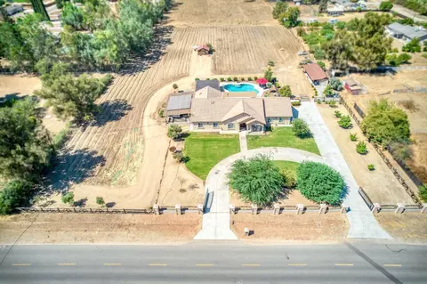 18438 Road 25, Madera, CA 93638 photo 1