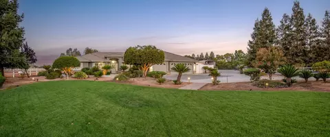 6945 N Leonard Ave, Clovis, CA 93619 photo 1