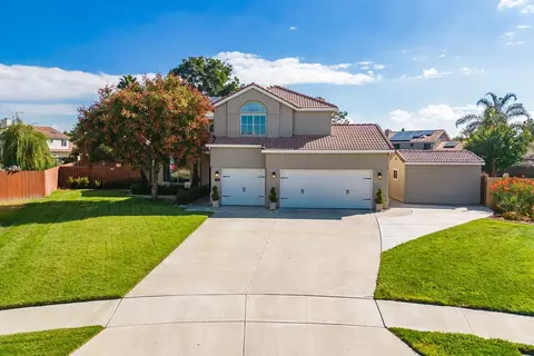 449 Camden Ct, Lemoore, CA 93245 photo 1