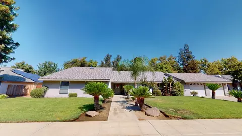 2081 Richert Ave, Clovis, CA 93611 photo 1