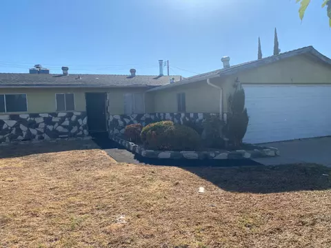 154 S R St, Merced, CA 95341 photo 1