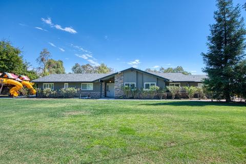 9807 E Bullard Ave, Clovis, CA 93619 photo 1
