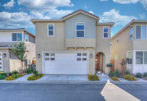 1934 Chennault Ln, Clovis, CA 93611 photo 1