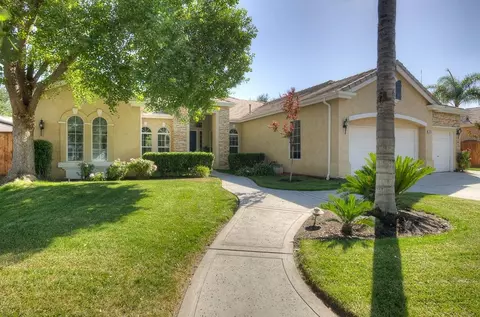 1551 N Harvard Ave, Clovis, CA 93619 photo 1