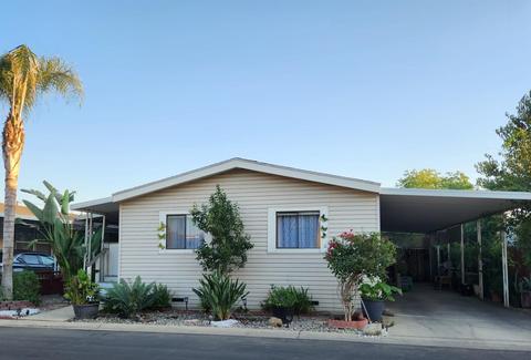 2575 S Willow Ave #209, Fresno, CA 93725