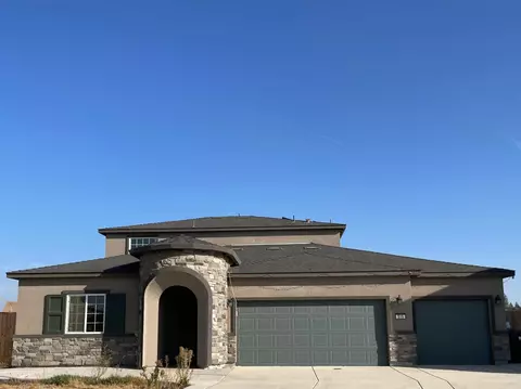515 Spruce Ave, Fowler, CA 93625 photo 1