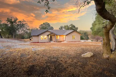 26562 Twin Ponds Rd, Clovis, CA 93619 photo 1