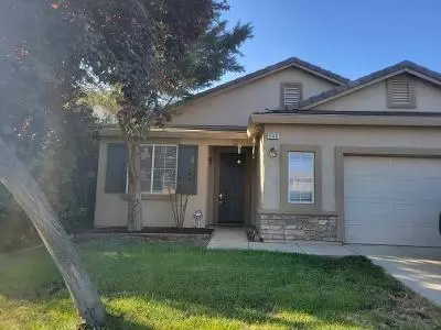 585 Spruce Ct, Chowchilla, CA 93610 photo 1