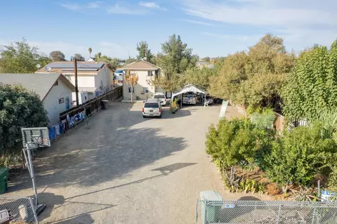 605 E Kern St, Avenal, CA 93204 photo 1