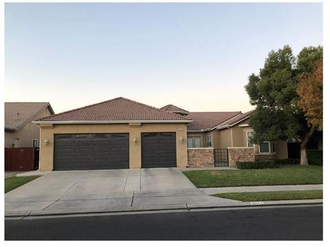 3247 Fairmont Ave, Clovis, CA 93619