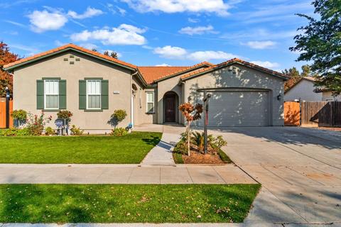 3307 Buckingham Ave, Clovis, CA 93619 photo 1