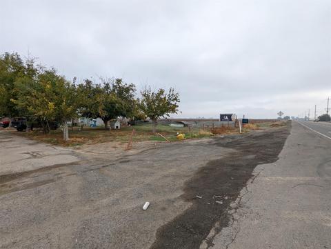 17890 Jersey Ave, Lemoore, CA 93245 photo 1