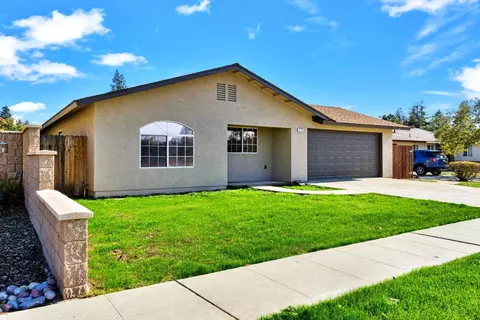 275 N Peach Ave, Clovis, CA 93612 photo 1