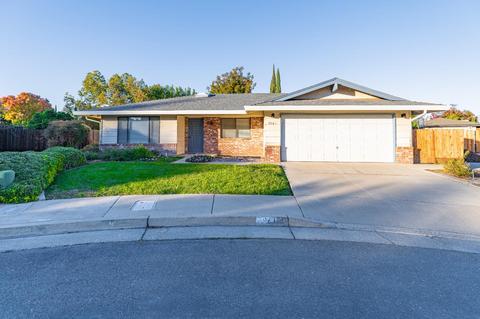3961 Temple Ct, Merced, CA 95348 photo 1