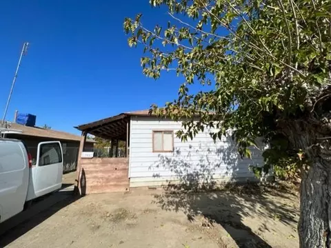 745 E Pleasant St, Coalinga, CA 93210 photo 1