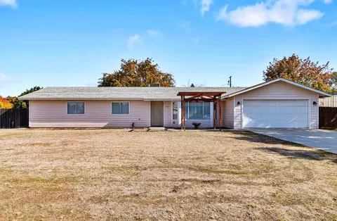 12213 Gabor Way, Madera, CA 93636 photo 1