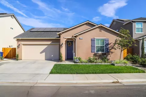 647 Soledad Ave, Clovis, CA 93619 photo 1