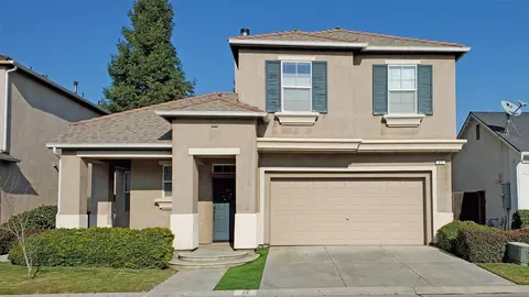 27 W Siena Ln, Clovis, CA 93619 photo 1