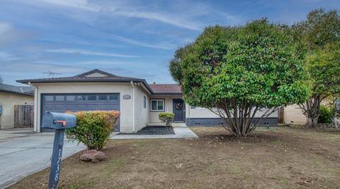 1738 Barstow Ave, Clovis, CA 93611 photo 1