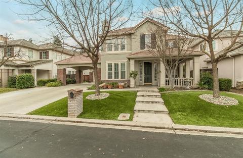 4839 N Ashville Ct, Clovis, CA 93619 photo 1