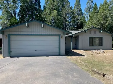 59634 Cascadel Dr, North Fork, CA 93643