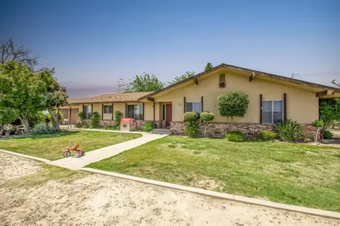 12301 S Fruit Ave, Caruthers, CA 93609 photo 1