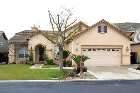 10849 E Clearwater Way, Clovis, CA 93619 photo 1