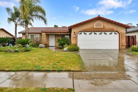 1920 Truman Dr, Madera, CA 93638 photo 1